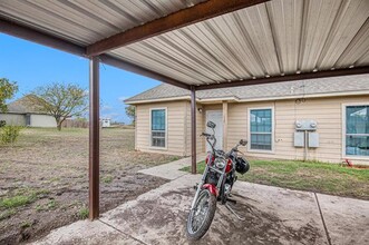 117 Collett Ct in Weatherford, TX - Building Photo - Building Photo