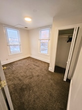 142 Washington St in Saratoga Springs, NY - Foto de edificio - Building Photo