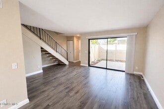 28825 Conejo View Dr in Agoura Hills, CA - Building Photo - Building Photo