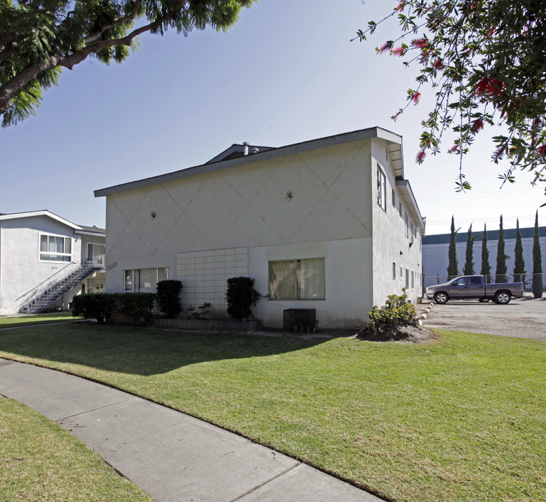 Shelley Drive Apartments in Garden Grove, CA - Building Photo