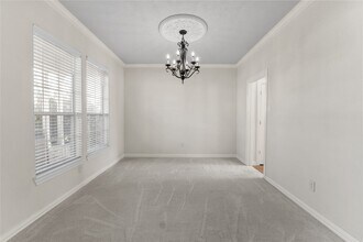 11130 Fairway Dr in Houston, TX - Foto de edificio - Building Photo