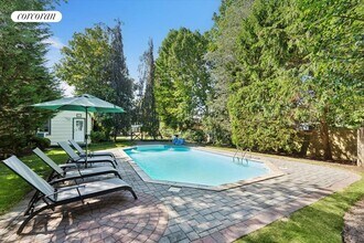 414 Main St in Westhampton Beach, NY - Building Photo - Building Photo