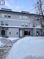 7201 Poplar Dr in Grande Prairie, AB - Building Photo