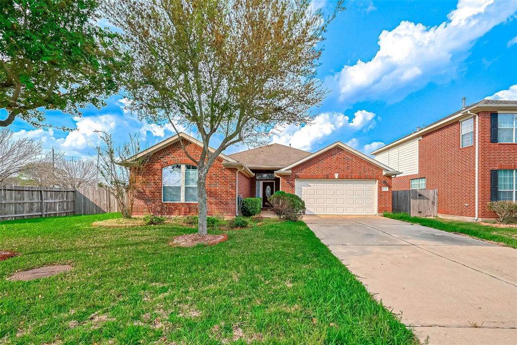 4114 Applecreek Bend Dr in Stafford, TX - Building Photo