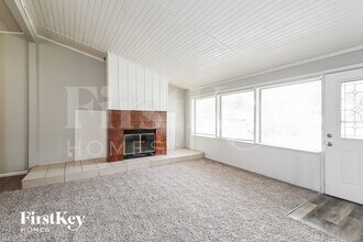 3045 Kingsley Dr in Florissant, MO - Building Photo - Building Photo