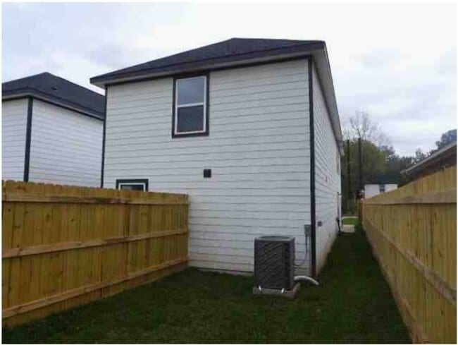 property at 339 Connecticut St