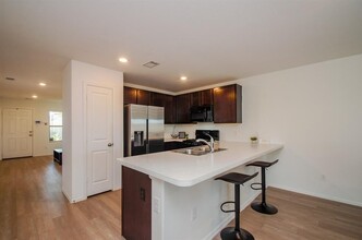 4355 Palmetto Grv Ln in Baytown, TX - Building Photo - Building Photo