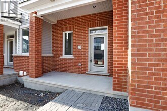 371 Falsetto St in Ottawa, ON - Building Photo - Building Photo