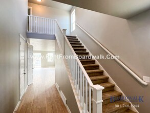 9848 Sunnybank Pl in Highland, UT - Building Photo - Building Photo
