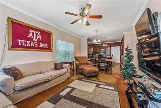 1403 Medina Dr in College Station, TX - Foto de edificio - Building Photo