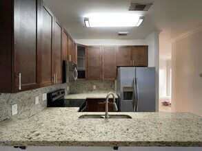 6992 SW 148th Ln in Davie, FL - Foto de edificio - Building Photo