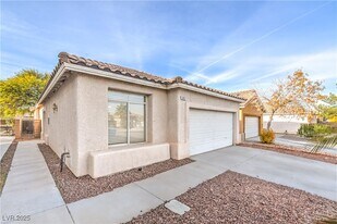 5817 Golden Wing St in Las Vegas, NV - Building Photo