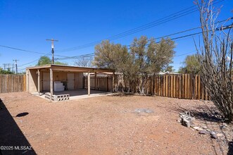 801 E Holaway Dr-Unit -801 E Holaway Drive in Tucson, AZ - Building Photo - Building Photo