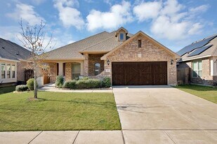 207 Arborside Dr in Waxahachie, TX - Building Photo