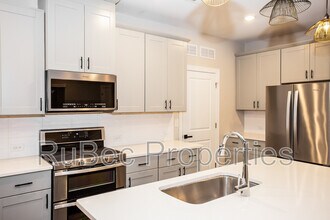 2006 Red Ash Dr in Charlotte, NC - Building Photo - Building Photo