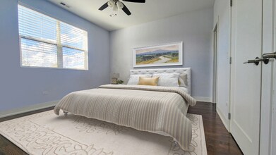 504 S Oakley Blvd in Chicago, IL - Foto de edificio - Building Photo