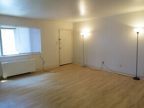 6350 Forward Ave, Unit Unit 21 in Pittsburgh, PA - Building Photo - Building Photo