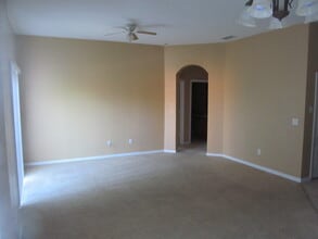 1511 Pine Oak Trail in Sanford, FL - Building Photo - Building Photo