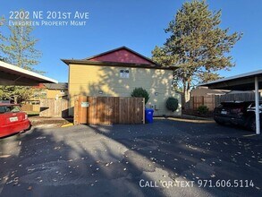 2202 NE 201st Ave in Fairview, OR - Building Photo - Building Photo