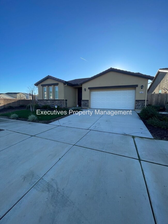 4606 Irma Dr in Merced, CA - Building Photo - Building Photo