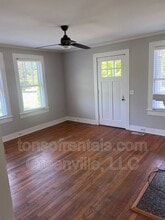 205 Thackston St in Fountain Inn, SC - Building Photo - Building Photo