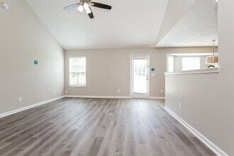 3003 Aruna Ct in Spring Hill, TN - Building Photo - Building Photo