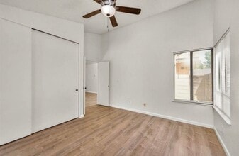 1749 E Babcock Ave in Visalia, CA - Building Photo - Building Photo