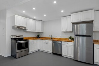 1815 Apache Trail in Clearwater, FL - Building Photo - Building Photo