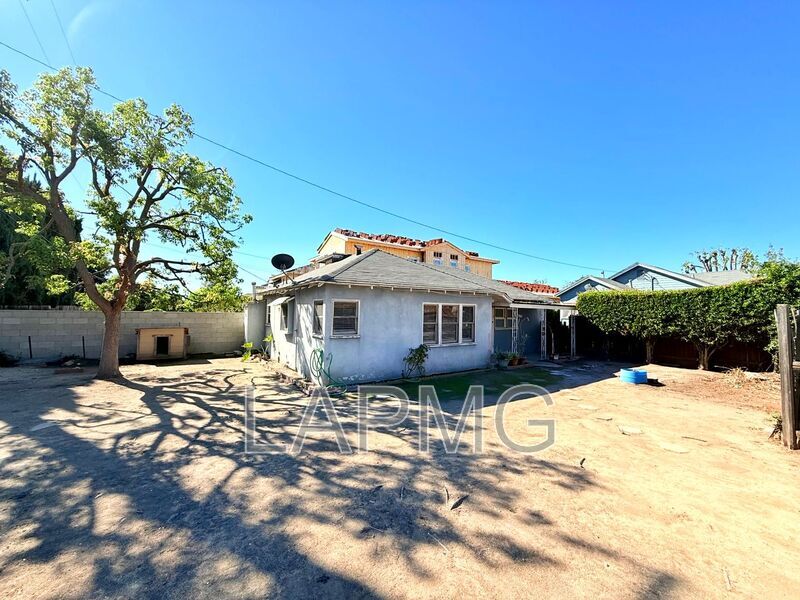 6200 N Muscatel Ave in San Gabriel, CA - Building Photo