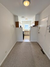 144 Lake Shore Rd in Boston, MA - Building Photo - Building Photo