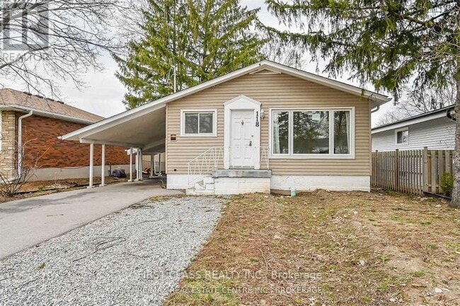 property at 118-118 Manning Ave