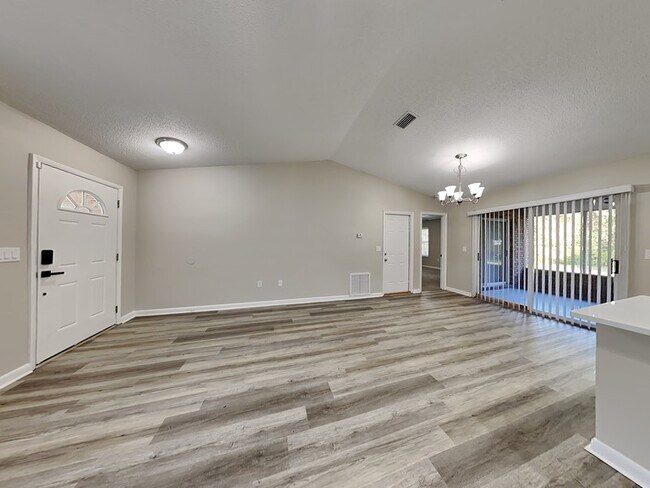 150 Eldorado Dr in Debary, FL - Building Photo - Building Photo