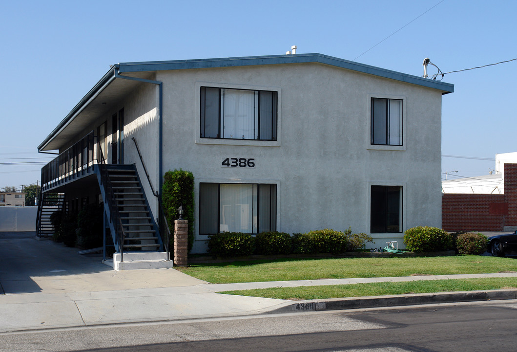 4386 W 138th St in Hawthorne, CA - Building Photo