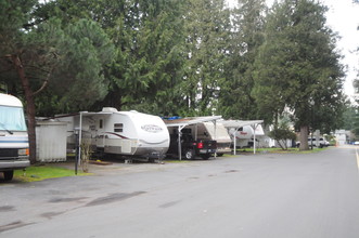 Skylark Village Mobile Home Park in Auburn, WA - Building Photo - Building Photo