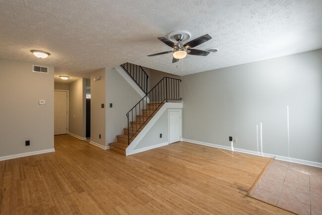 property at 114 Ladbrook Ln