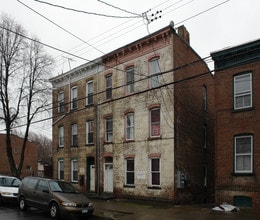 41 Hasbrouck St in Newburgh, NY - Building Photo - Building Photo