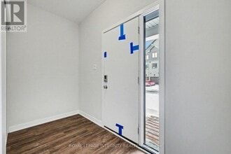 808 Demulcent Ln in Ottawa, ON - Building Photo - Building Photo