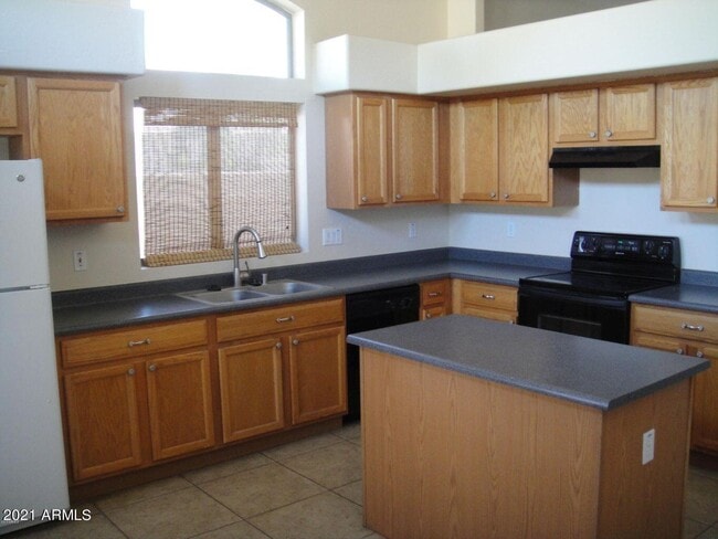 property at 10628 W Coronado Rd