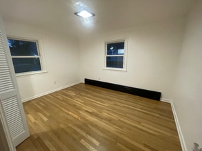 44 Chestnut St in Reinholds, PA - Building Photo - Building Photo