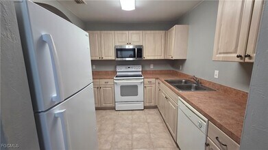 4838 29th St SW in Lehigh Acres, FL - Building Photo - Building Photo