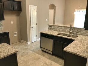 8565 Courtly Cir N in Olive Branch, MS - Building Photo - Building Photo