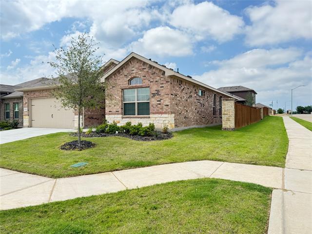 4300 Cornelia St in Crowley, TX - Building Photo - Building Photo