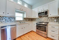 5941 S Loop E photo'