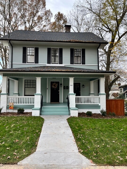 146 Piedmont Ave, Unit 2 in Winston-Salem, NC - Building Photo