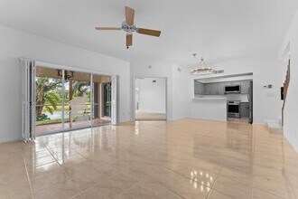 2505 Fairway Dr N in Jupiter, FL - Building Photo - Building Photo