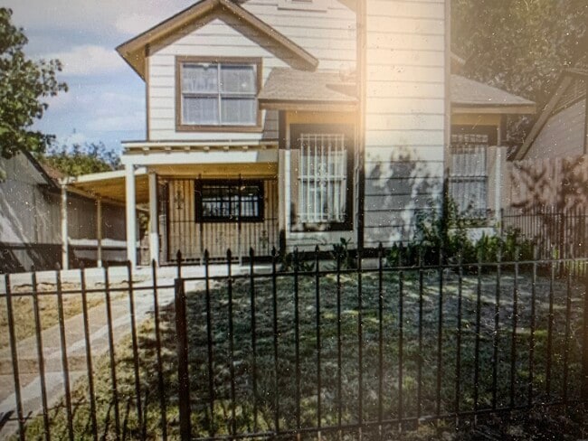 property at 10323 Limestone Dr