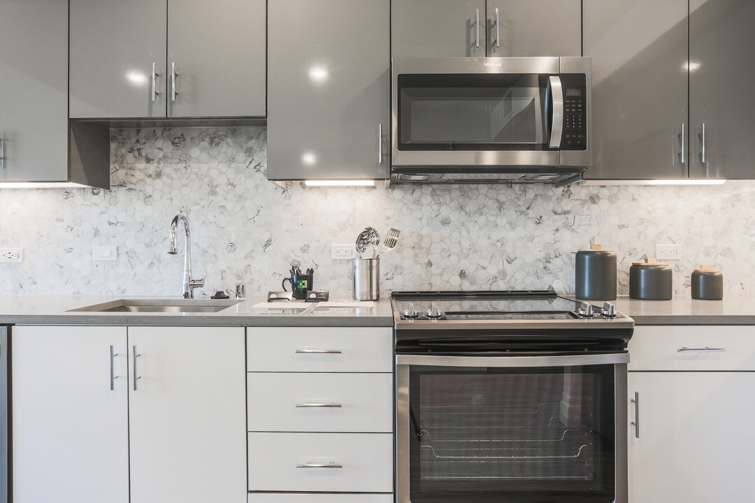 1716 Lofts in Walnut Creek, CA - Foto de edificio