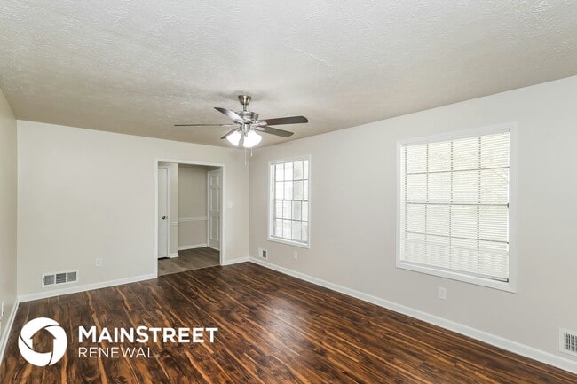 6865 Shangrila Way in Riverdale, GA - Building Photo - Building Photo