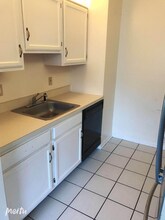 46 Vaughan Dr in Newark, NJ - Building Photo - Building Photo