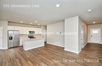 936 Underwood Ln in Waukee, IA - Building Photo - Building Photo